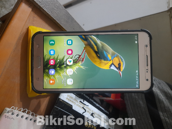 Samsung Galaxy J7